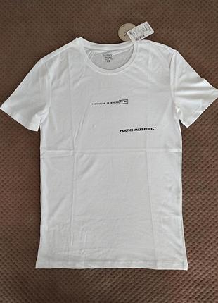Мужская хлопковая футболка defacto slim fit