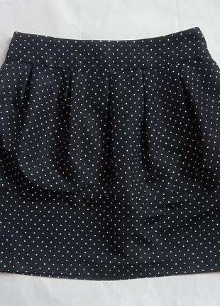 Стильна спідниця в горошок від zara 🤍🖤