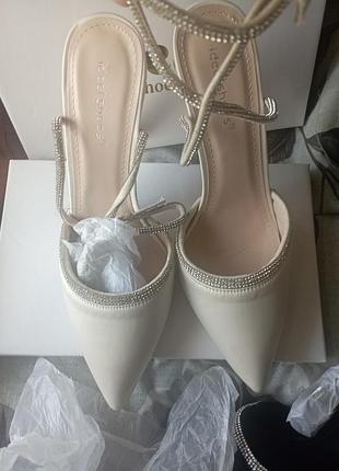 Туфли беж ideal shoes размер 39