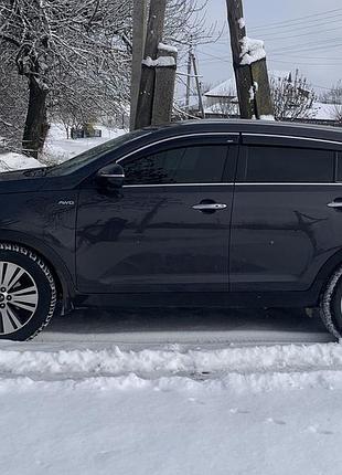 Ветровики с хромированным молдингом (4 шт, niken) для kia sportage 2010-2015 гг
