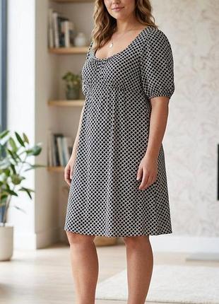 Туника или короткое платье от h&amp;m.