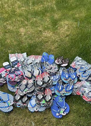 В зв’язку із закриттям магазину продам гуртом,нові, розміри від 30 по 35.