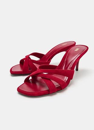 Шкіряні босоніжки жіночі червоні zara new