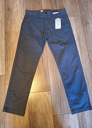 Новые брюки брюки next slim fit, размер 30/29