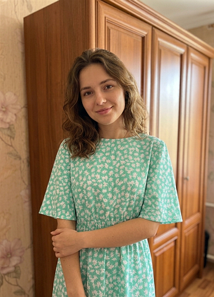 Блузка зелена