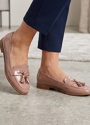 🧊 бежеві лакові лофери dorothy perkins 40/26cm