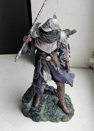 Статуетка eldern ring night reign 9