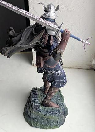 Статуетка eldern ring night reign 8