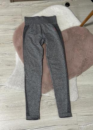 Спортивні лосини від gymshark