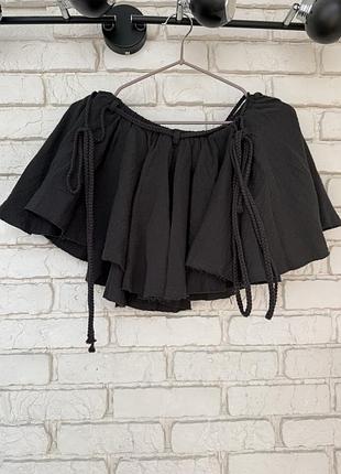 Дуже гарна міні спідниця