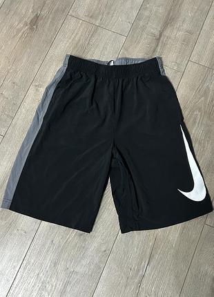 Шорти nike