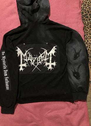 Mayhem ♎️⛪️🤲🐇 2