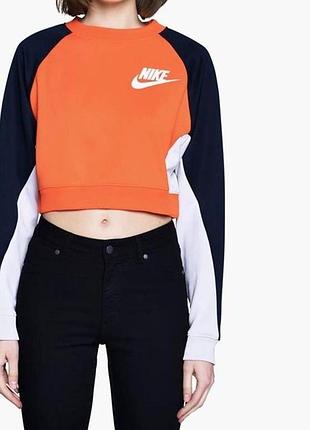 Помаранчевий спортивний кроп-світшот моделі оверсайз від nike