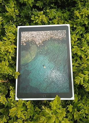 Коробка пустая от iipad pro в отличном состоянии