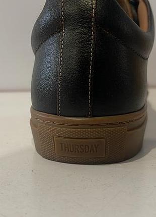 Thursday кросівки 5