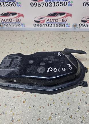Крышка, заглушка правой фары volkswagen polo 3 6n, фольксваген поло 3 96383200