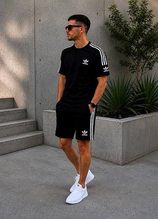 Костюм adidas футболка + шорты✅