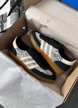 Adidas handball spezial black lace