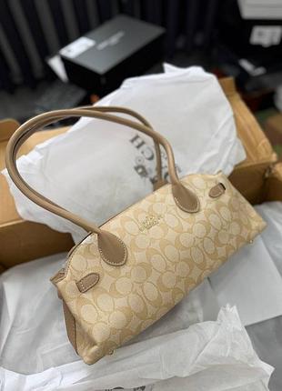 Сумка coach багет, женская сумка коач, сумка багет, сумка с двумя длинными ручками бежевий