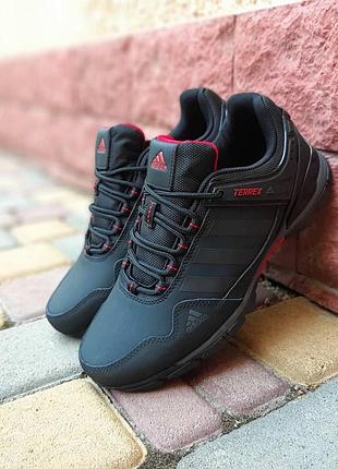 Adidas terrex чорні з червоним нубук