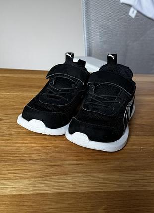 Дитячі кросівки puma