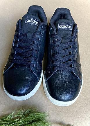 Жіночі кросівки adidas 36,5 розмір | устілка 22,5 см | чорні