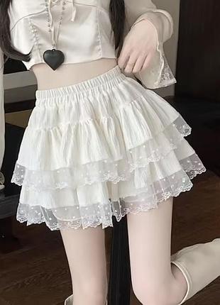 Біла ярусна спідниця з мереживом coquette pinterest