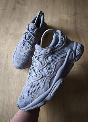 Крутые женские кроссовки adidas, оригинал, модель 2022 года, р.42,5.