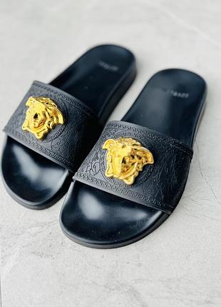 Шльопанці versace оригінал.