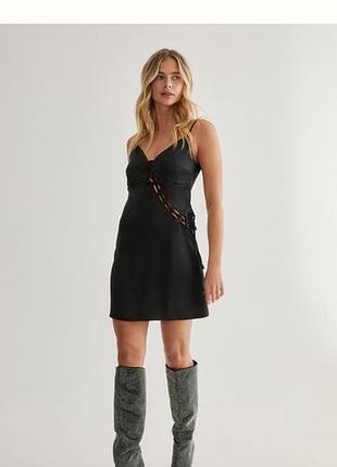 Сатинова сукня nasty gal