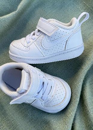 Кросівки nike оригинал р.19,5