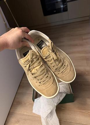 Lacoste 39