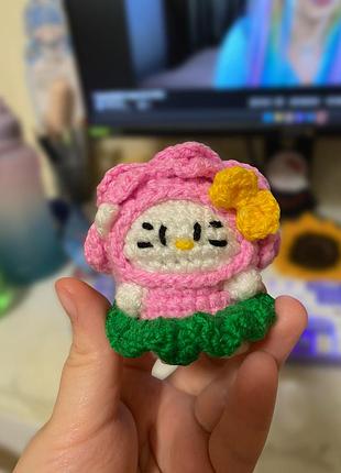 Звʼязана хелоу кітті квіточка (hello kitty)