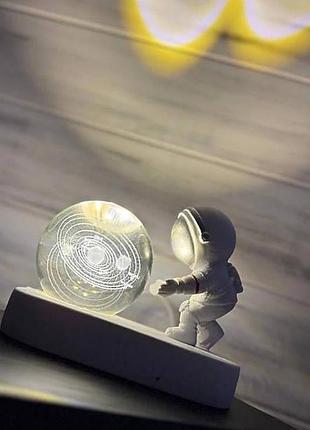 Декоративный ночник 3d хрустальный шар астронавт