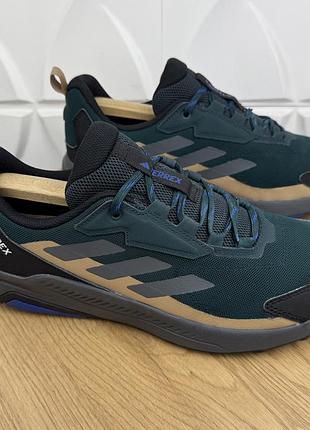 Оригінальні кросівки adidas terrex