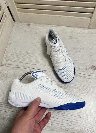 Футзалки decathlon kipsta