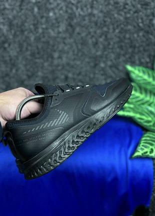 Кросівки nike odessey react розмір 42 27 сантиметрів