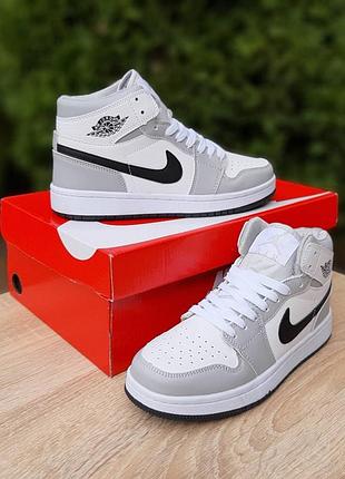 N1ke air jordan 1 mid высокие белые с серым черная запятая