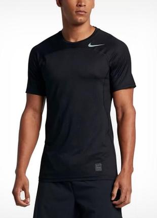 Спортивная футболка nike pro hyper cool top ss fttd