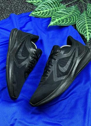 Кросівки nike розмір 45,5 29,5 сантиметрів