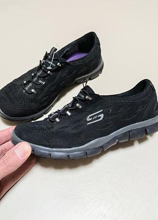 Кросівки жіночі skechers р36