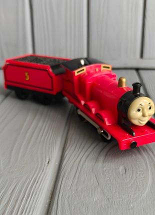 Паровозик, поезд моторизированный джеймс james thomas &amp; friends 1994
