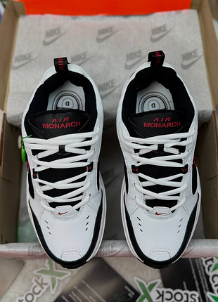 Air monarch white / black 3