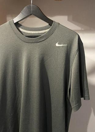 Футболка  nike
