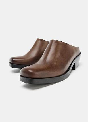 Шкіряні сабо з ношеним ефектом zara