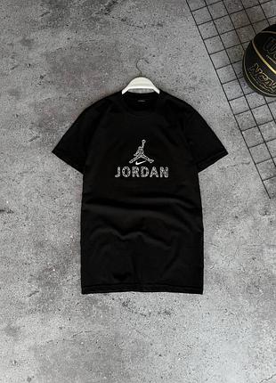 Стильная мужская футболка jordan