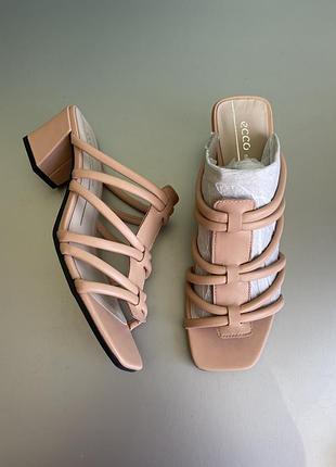 Шльопанці ecco elevate squared sandal 37 р