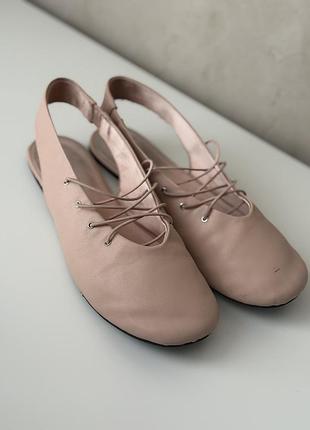 Босоніжки на дівчинку zara