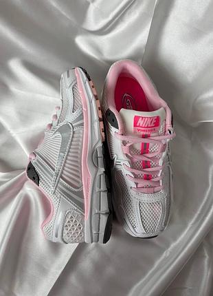 Nike vomero zoom 5 white pink