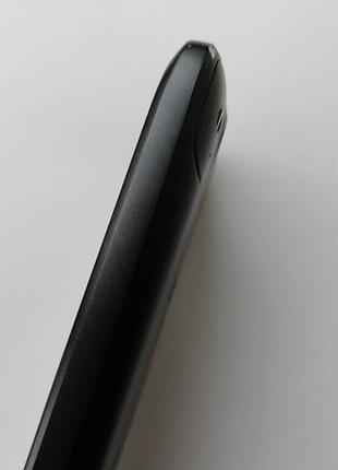 Смартфон htc  desire s 5